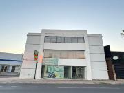 ESPACIOS AMPLIOS, EDIFICIO EN VENTA O RENTA CON...