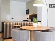 Espacios luminosos, diseño moderno y excelente conexión...