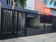 Espaciosa Casa en Venta en el Corazón de Juriquilla