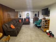 espaciosa casa para familia grande, bien ubicada en...