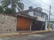 ESPACIOSA CASA PARA REMODELAR