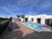 Espaciosa Villa Independiente De 3 Dormitorios En Una...