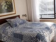 Espaciosa y cómoda habitación amueblada con baño privado...