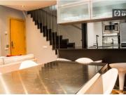 Espacioso piso de 2 habitaciones con piscina y terraza...