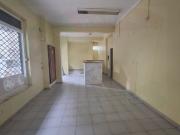 Espao Comercial Loja com sada de fumos Queluz Monte...
