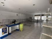 Espao comercial para arrendar em Sacavm e Prior Velho