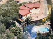ESPECDTACULAR CASA IBIZENCA CON PISCINA EN LLIÇA DE VALL