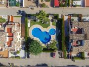 ESPECTACULAR ADOSADO EN LOMAS DE CABO ROIG