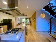 Espectacular apartamento dúplex amoblado en el centro...