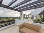 Espectacular ático de tres habitaciones con...