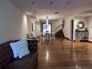 Espectacular Casa 6 ambientes en alquiler en triplex en...