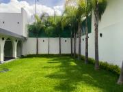 ESPECTACULAR CASA A SÓLO MINUTOS DE C.U, BLVD...