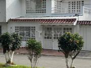 ESPECTACULAR CASA BARRIO CASTILLA ESPECTACULAR CASA BARRIO CASTILLA