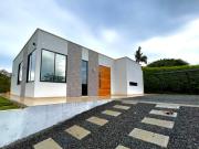 ESPECTACULAR CASA CAMPESTRE EN CERRITOS