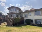 ESPECTACULAR CASA CON AMPLIOS ESPACIOS