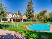 Espectacular casa con gran jardín, Golf de Manquehue