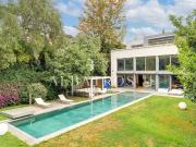 Espectacular casa con piscina en Tibidabo