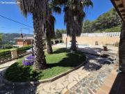 ESPECTACULAR CASA CON PISCINA Y JARDIN EN VALLIRANA