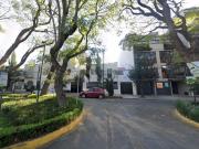 ESPECTACULAR CASA DE 2 NIVELES EN MANUEL LÓPEZ COTILLA,...