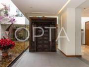 Espectacular casa de Revista con elevador, terraza...