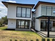 Espectacular casa de venta en Puembo