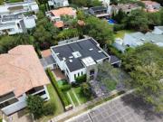 Espectacular casa de venta ubicada dentro de la...