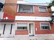 ESPECTACULAR CASA EN CALLE HUMBERTO PRIMO AL 800 TRES...