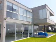 ESPECTACULAR CASA EN CASUARINAS