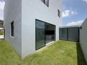 PRECIOSAAA Casa en EL EDEN RESIDENCIAL al sur de la ciudad