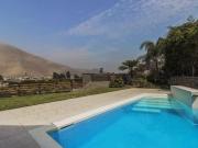 Espectacular casa en exclusivo condominio con piscina y...