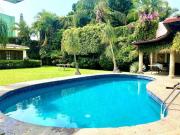 ESPECTACULAR CASA EN FRACC. CON SEGURIDAD