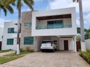 Espectacular casa en Lagos del Sol / Spectacular home in...