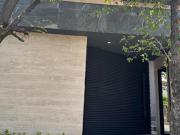Espectacular casa en Privada con jardín en Bosques de...