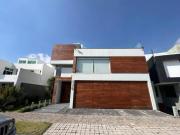 Espectacular casa en Venta con Alberca en Lomas de...