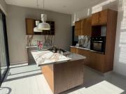 Espectacular casa en venta con excelente ubicación en la...