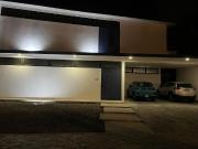 ESPECTACULAR CASA EN VENTA DE DISE?O PLAYA DEL CARMEN...