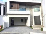 ESPECTACULAR CASA EN VENTA EN CARRETERA NACIONAL