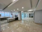 Espectacular Casa en Venta en Guaparo