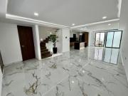 ESPECTACULAR CASA EN VENTA EN LA ANTIGUA CEMENTERA