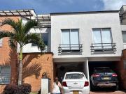 Espectacular casa en venta en La Villa Olímpica – Pereira