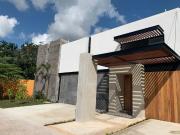 ?ESPECTACULAR CASA EN VENTA EN LAGOS DEL SOL!