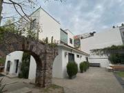 ESPECTACULAR CASA EN VENTA EN LAS LOMAS