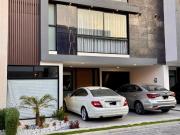 CASA EN VENTA EN MORILLOTLA CON ROOF GARDEN