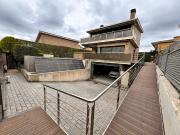 ESPECTACULAR CASA EN VENTA EN VALLROMANES