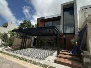 Espectacular casa en venta en vía cumbres