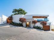 ESPECTACULAR CASA EN VENTA EN VILLAS DEL MESÓN JURIQUILLA