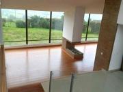 Espectacular casa en yerbabuena sopo