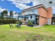 Espectacular casa esquinera en Alcaparros Bosque Residencial