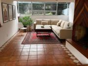 Espectacular casa recién remodelada estilo urbano. Zona...