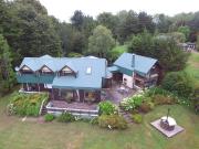 Espectacular casa sureña en Parque Ivian, Puerto Varas